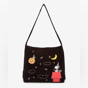 Her Universe Peanuts Snoopy Woodstock Halloween Hobo Bag, NWT